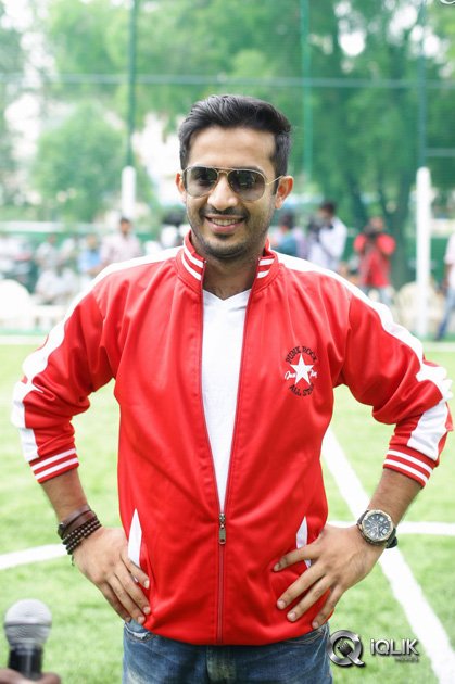 Kerintha-Movie-Team-At-Bubble-Soccer-Event